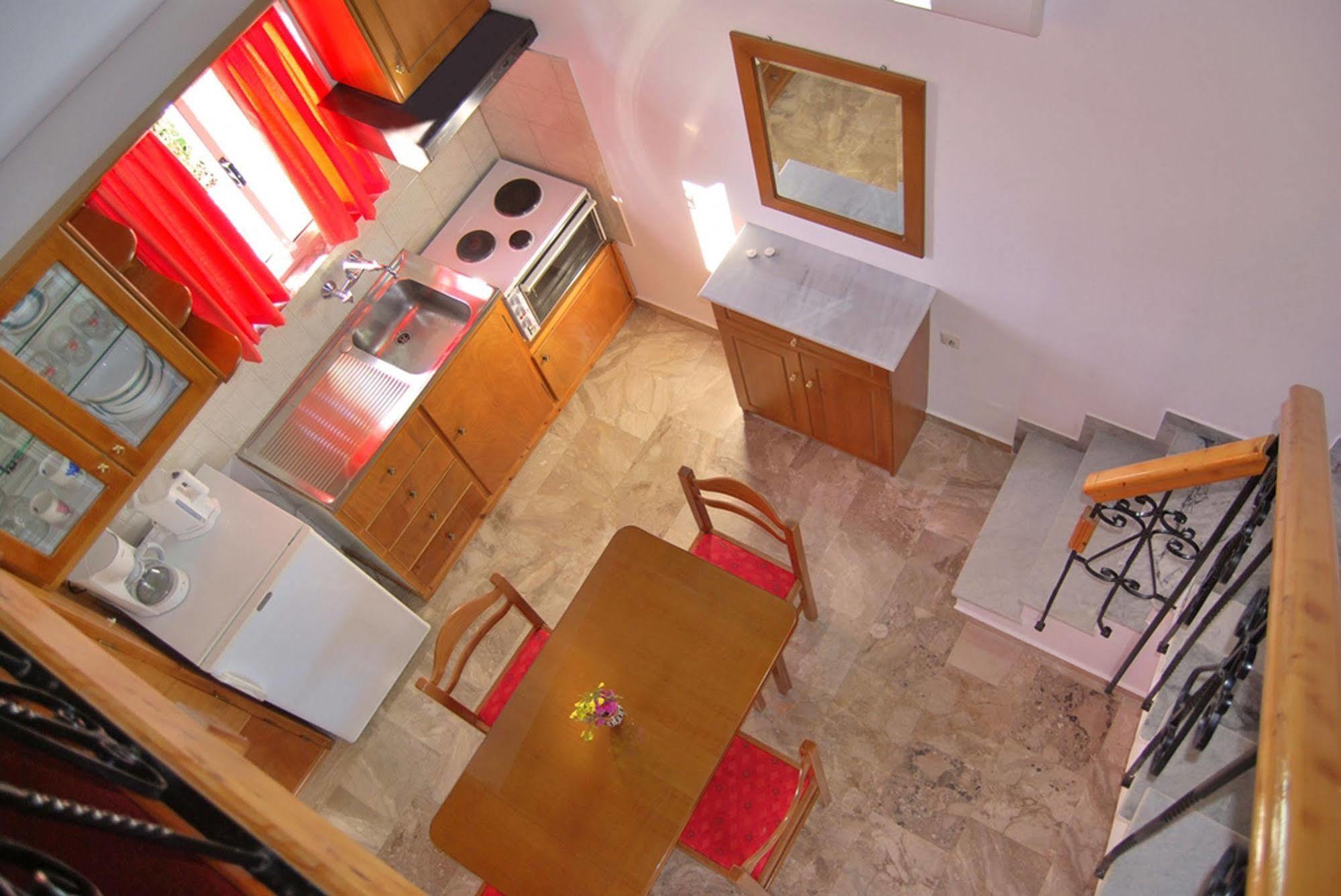 Houdis Houses Parálion Ástros 외부 사진